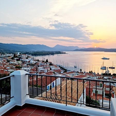 Panoramic View Daire Poros Town Dış mekan fotoğraf