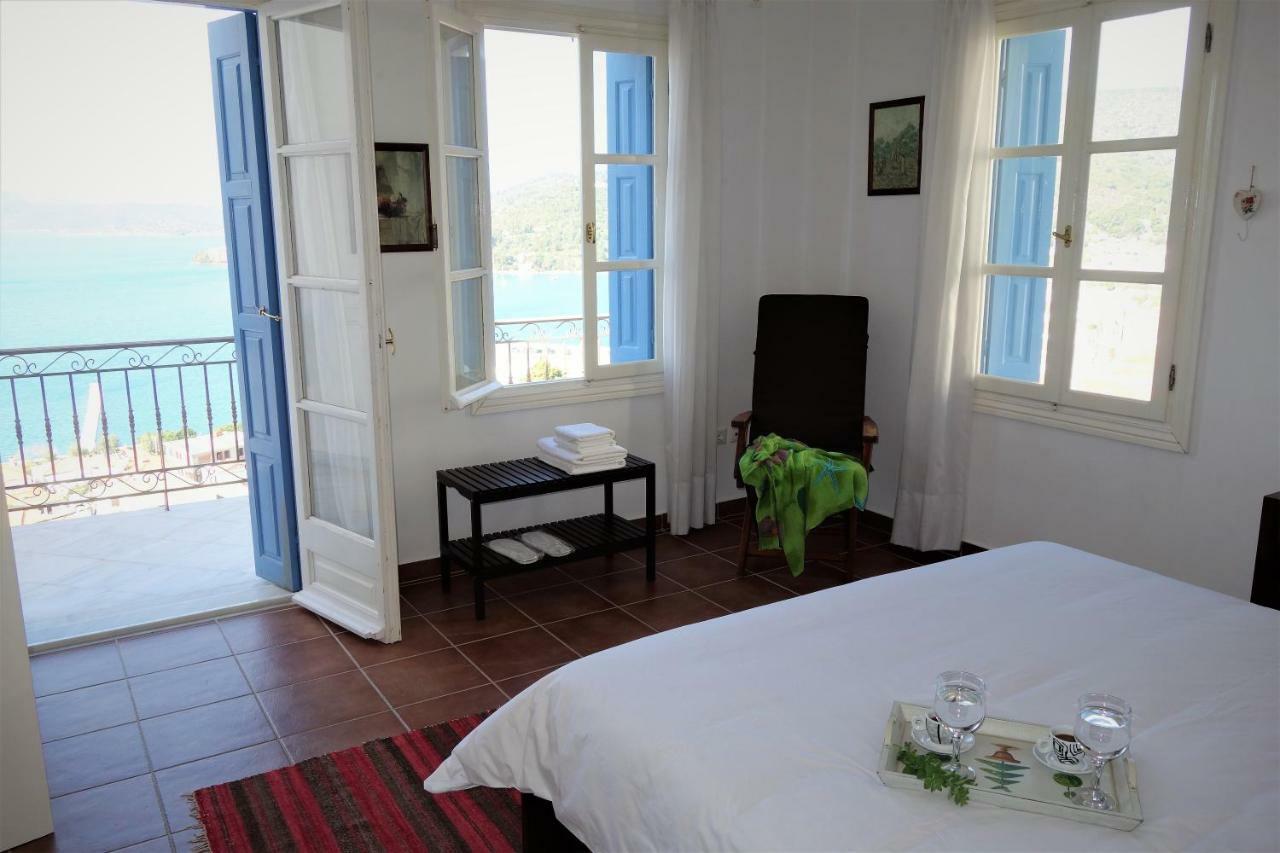 Panoramic View Daire Poros Town Dış mekan fotoğraf
