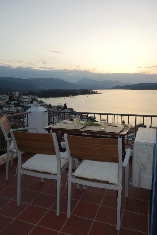 Panoramic View Daire Poros Town Dış mekan fotoğraf